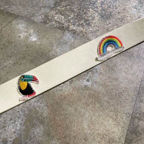 vintage y2k white faux leather nobo belt with embroidered designs - Picture 3 of 7